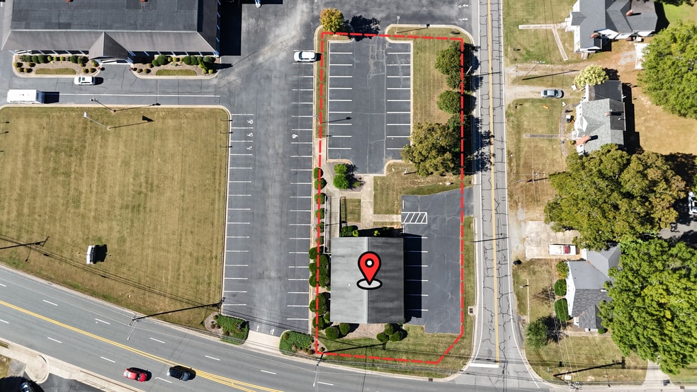 More Photos Of 1714 Dale Earnhardt Blvd, Kannapolis Office For Sale