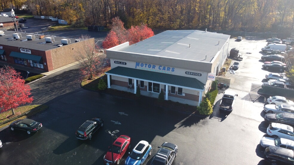 More Photos Of 1460 Pleasant St, Bridgewater Auto Dealership For Sale