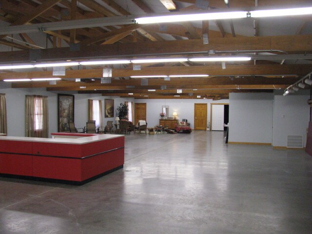More Photos Of 2723 Kingman Rd, Ottawa Freestanding For Sale