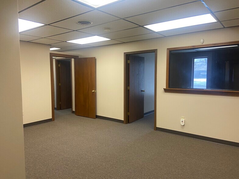 More Photos Of 51 N America Dr, West Seneca Office For Lease