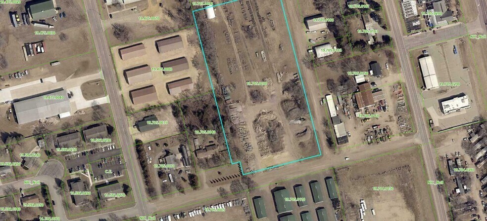 More Photos Of 1716 N 3rd St, Saint Peter Land For Lease