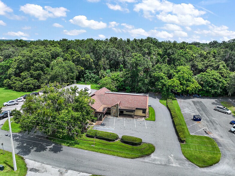 More Photos Of 400 Webster St, Leesburg Office For Lease