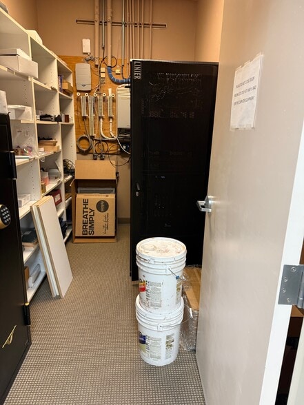 More Photos Of 6206 W Desert Inn Rd, Las Vegas Office For Lease