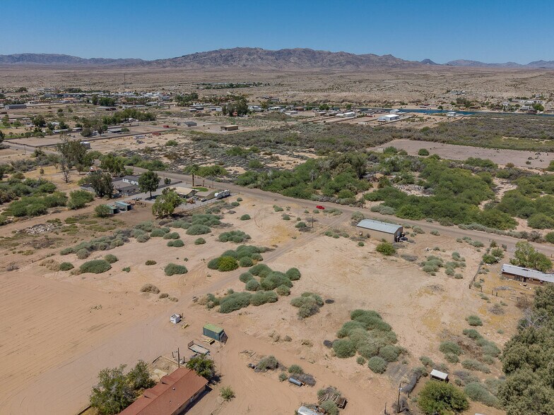 More Photos Of 9512 S Evans Ln, Mohave Valley Warehouse For Sale