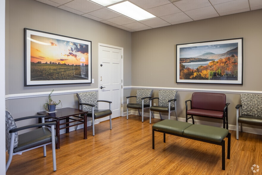 More Photos Of 1200 Pineville Rd, Chattanooga Medical For Lease