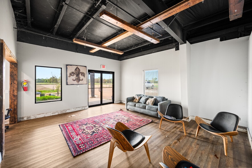 More Photos Of 1 King Timahoe Dr, Vidalia Industrial For Sale