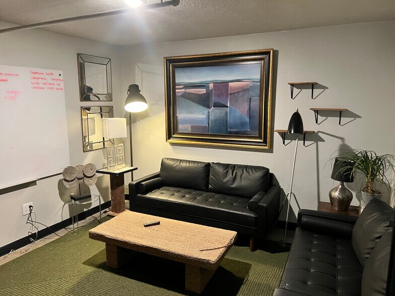 More Photos Of 1657 N State St, Lehi Manufacturing For Sale