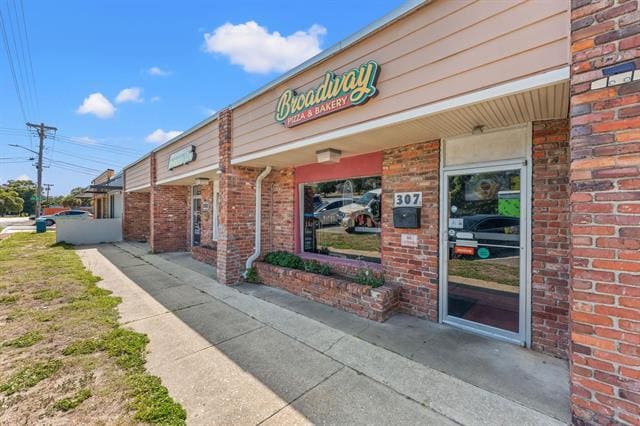 Primary Photo Of 307 Broadway St, Myrtle Beach Restaurant For Sale