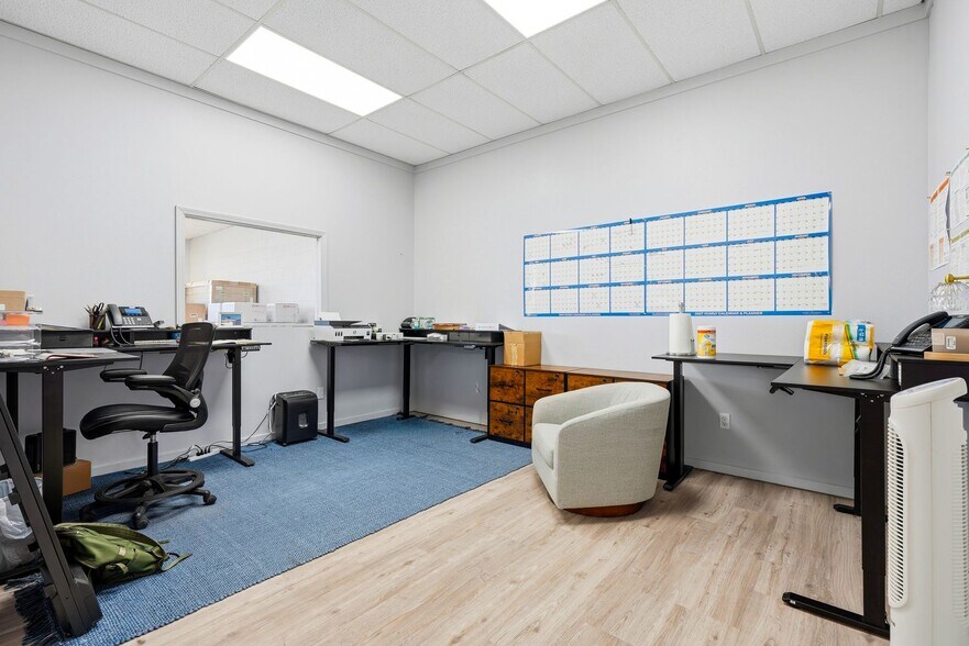 More Photos Of 3001 Main St, Union Gap Freestanding For Lease