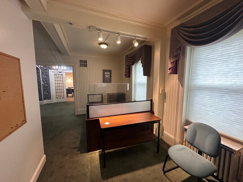 More Photos Of 1205 E Market St, York Office For Sale