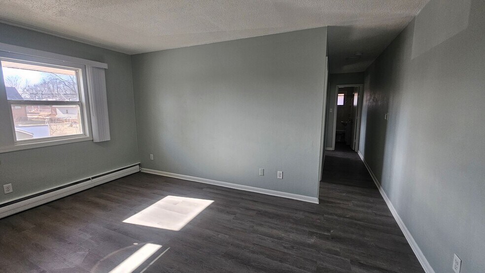 More Photos Of 3315 E 15th St, Des Moines Apartments For Sale