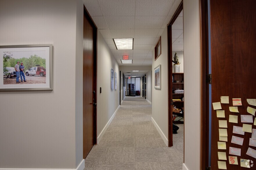 More Photos Of 2431 E 61st St, Tulsa Office For Lease