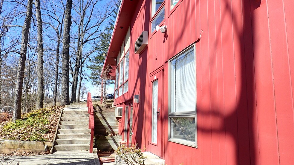 More Photos Of 3005 Brodhead Rd, Bethlehem Office For Sale