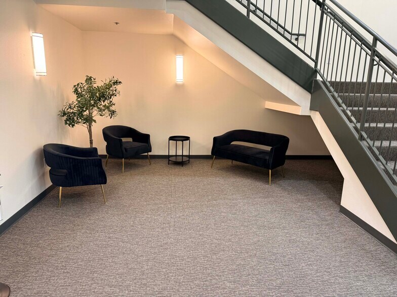 More Photos Of 2041 S Cobalt Point Way, Meridian Office For Lease