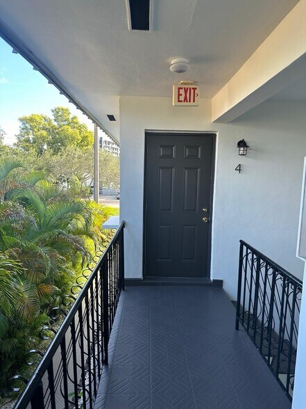 More Photos Of 2379 NE 172nd St, North Miami Beach Apartments For Sale
