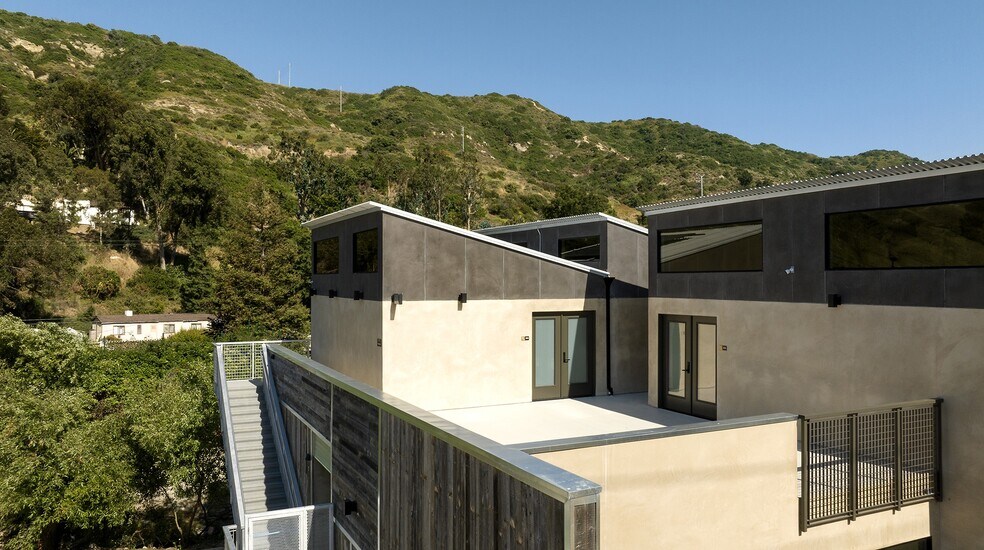 More Photos Of 20412 Laguna Canyon Rd, Laguna Beach Apartments For Sale