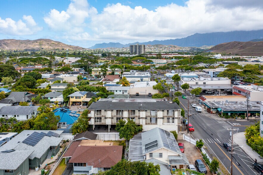 More Photos Of 54 Maluniu Ave, Kailua Apartments For Sale