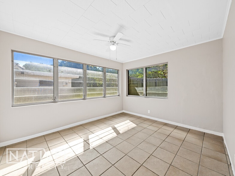 More Photos Of 731-733 NE 7th Ave, Fort Lauderdale Apartments For Sale