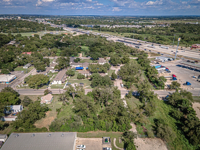 More Photos Of 722 S LBJ, San Marcos Land For Sale