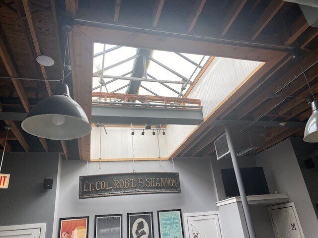 More Photos Of 7700 W Madison St, Forest Park Flex For Lease