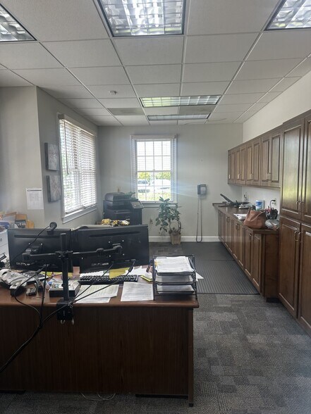 More Photos Of 3006 N Patterson St, Valdosta Office For Sale