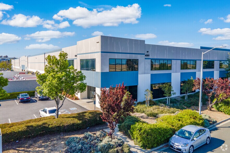 More Photos Of 4301-4399 Industrial Way, Benicia Warehouse For Lease