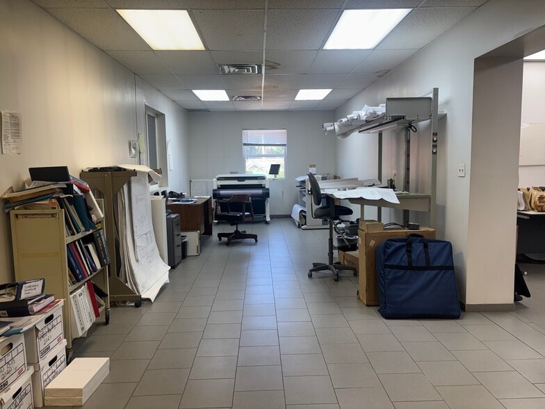 More Photos Of 12106 89th Ave, Richmond Hill Industrial For Sale