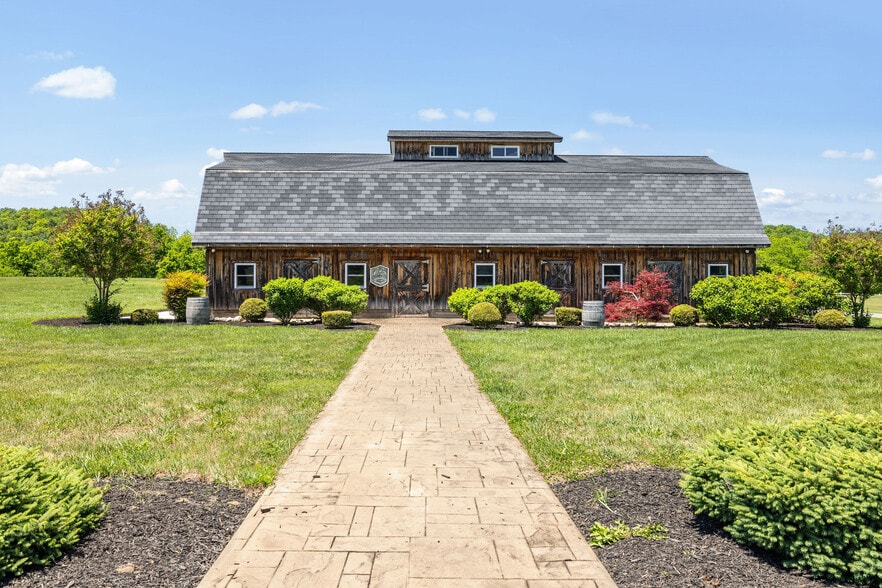 More Photos Of 4301 Longdale Furnace Rd, Clifton Forge Lodge Meeting Hall For Sale