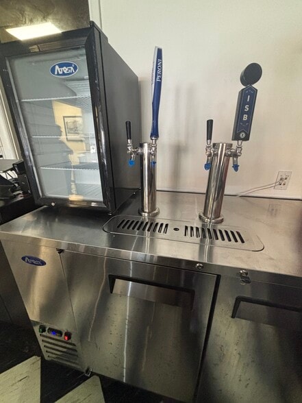 More Photos Of 3221 Lorain Ave, Cleveland Storefront Retail Residential For Lease