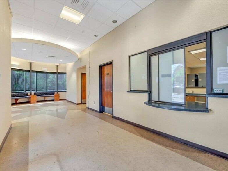 More Photos Of 1225 N Mound St, Nacogdoches Skilled Nursing Facility For Lease