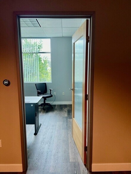More Photos Of 26150 Enterprise Way, Lake Forest Light Manufacturing For Lease