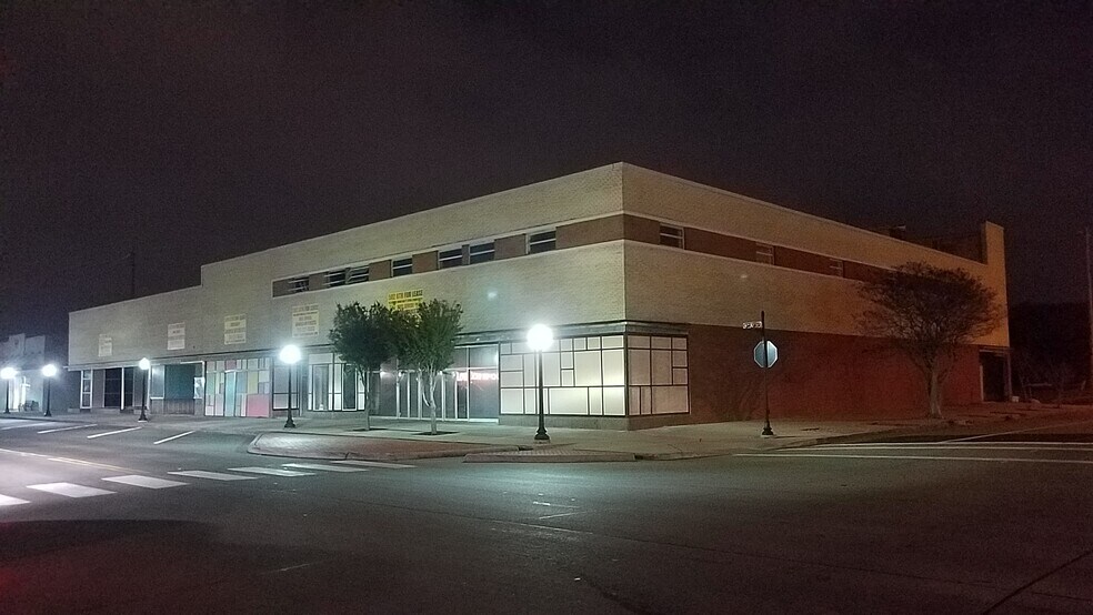 More Photos Of 502-514 6th St N, Texas City General Retail For Sale