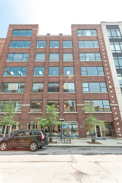 Primary Photo Of 405 W Superior St, Chicago Coworking Space