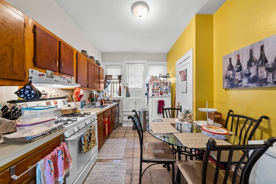 More Photos Of 303-309 Maple St, Perth Amboy Storefront Retail Residential For Sale