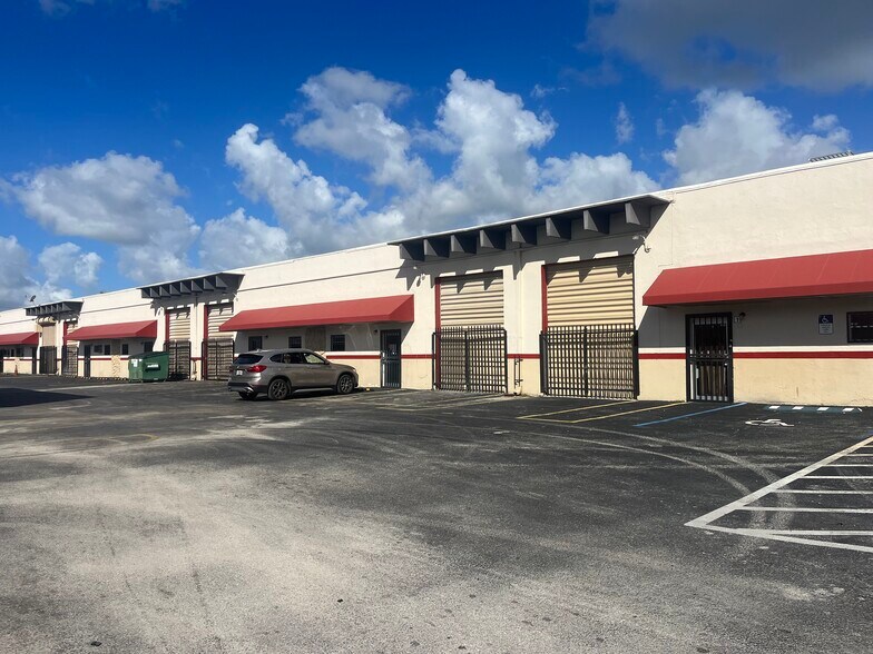 More Photos Of 13740 NW 19th Ave, Opa Locka Warehouse For Lease