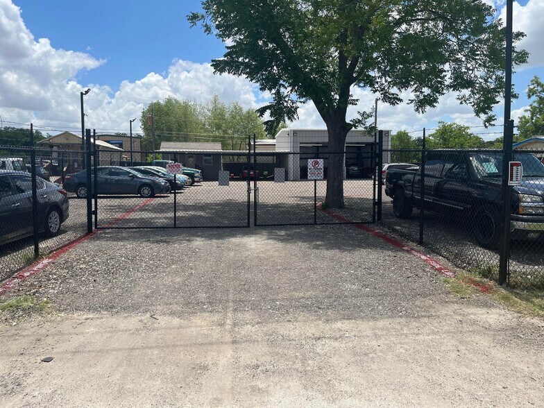 More Photos Of 16321 Fm 1325, Austin Land For Lease
