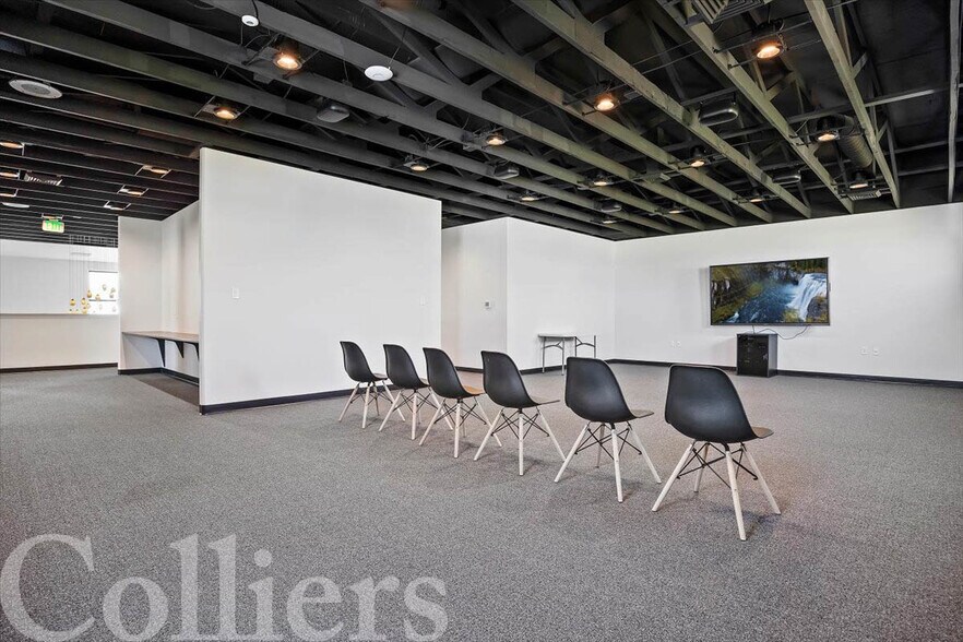 More Photos Of 2032 Highland Ave E, Twin Falls Warehouse For Lease