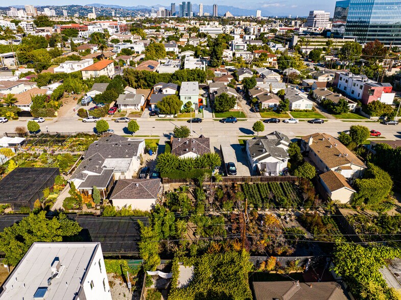 Primary Photo Of , Los Angeles Land For Sale
