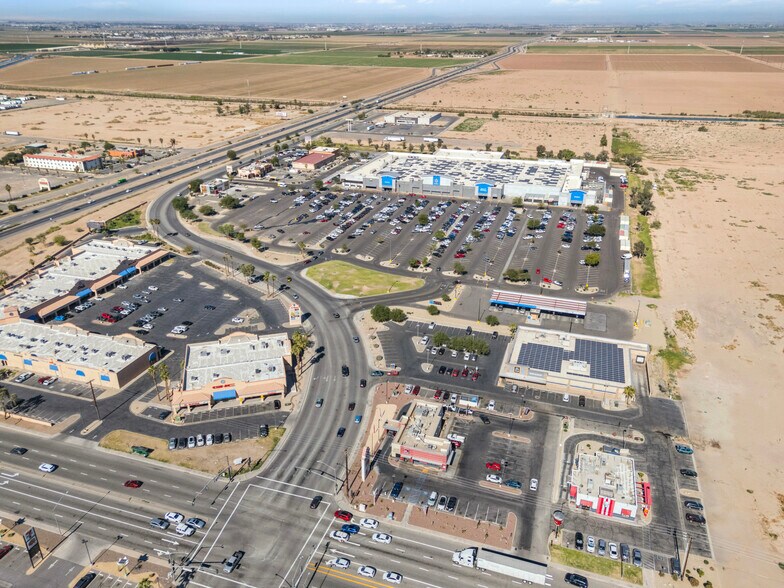 More Photos Of 203 E Cole Rd, Calexico Fast Food For Sale