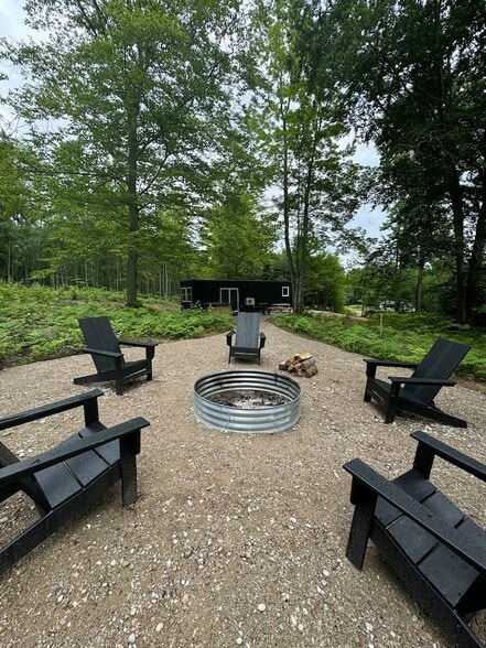 More Photos Of 9239 E 8 Mile Rd, Luther Hotel For Sale