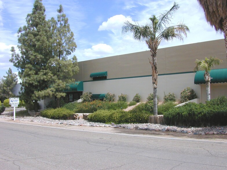 More Photos Of 201 S McKemy Ave, Chandler Warehouse For Lease