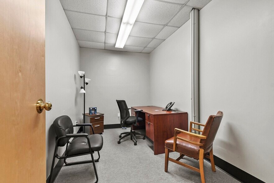 More Photos Of 5 Dover St, New Bedford Office Residential For Sale