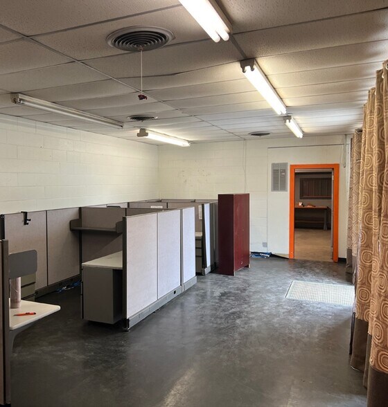 More Photos Of 1711 N Sheridan Rd, Tulsa Manufacturing For Sale