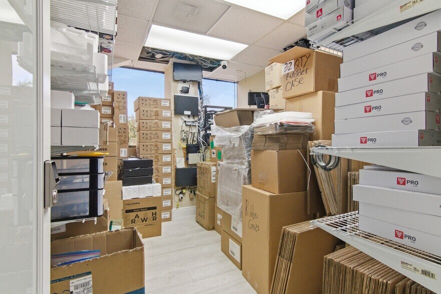 More Photos Of 1640 W Oakland Park Blvd, Fort Lauderdale Office For Sale