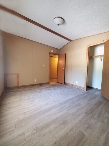 More Photos Of 138 Grey Moss Ct, Ingram Apartments For Sale