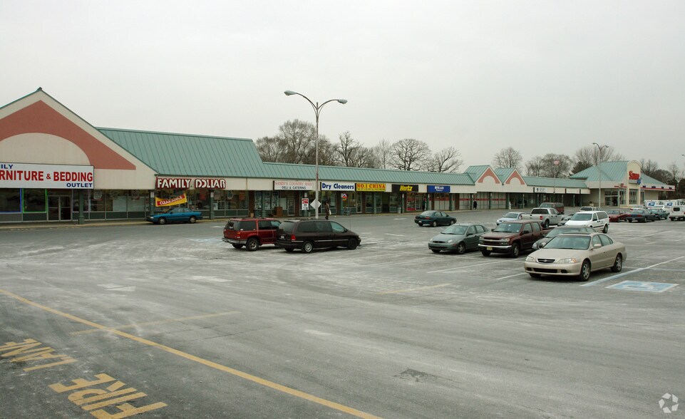 1800 Delmar Dr, Folcroft, PA 19032 For Lease