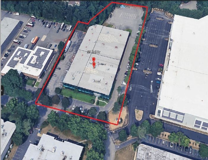 More Photos Of 55 Mall Dr, Commack Distribution For Sale