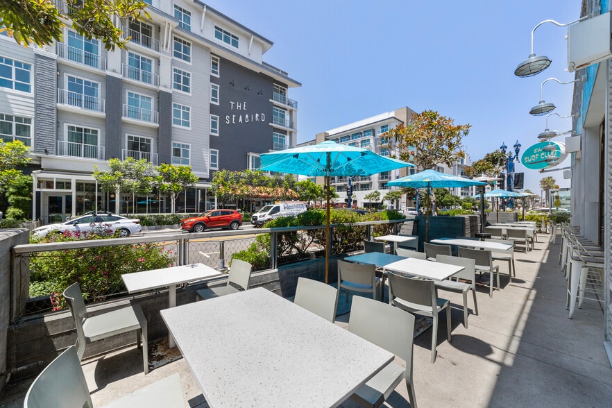 More Photos Of 211 Mission Ave, Oceanside Hotel For Lease