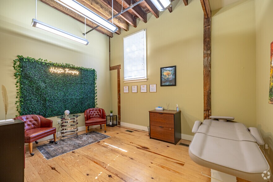 More Photos Of 870 High St, Chestertown Unknown For Sale