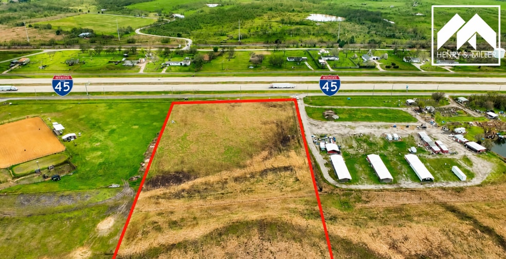 More Photos Of South Interstate 45 Frontage, Ennis Land For Sale